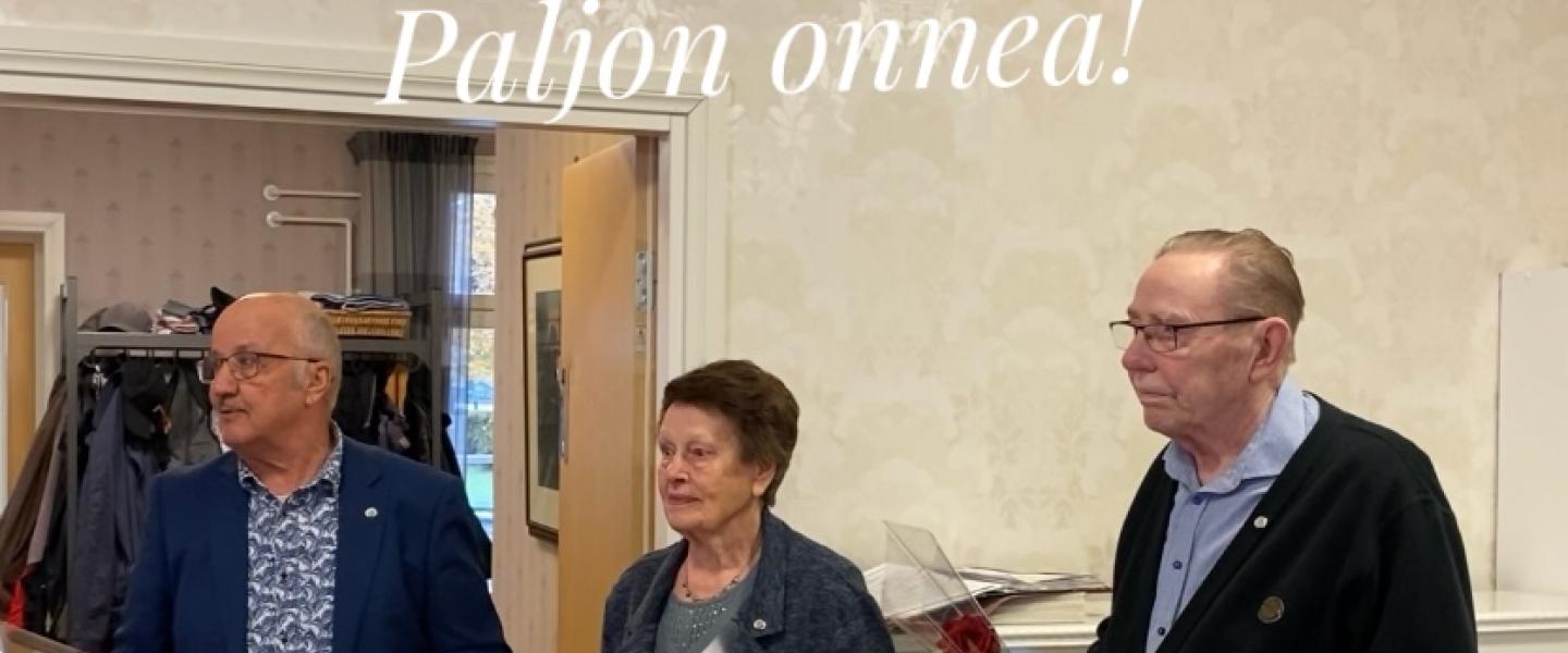 Paljon onnea. Kunniakirjojen saajat