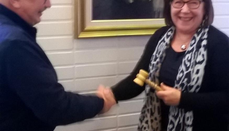 Uusi puheenjohtaja Kaustinen